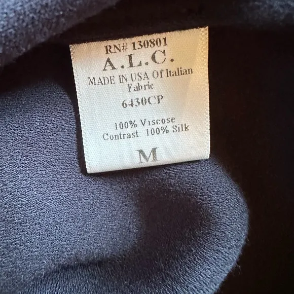 ALC V Neck navy viscose shift dress with pockets Size Medium