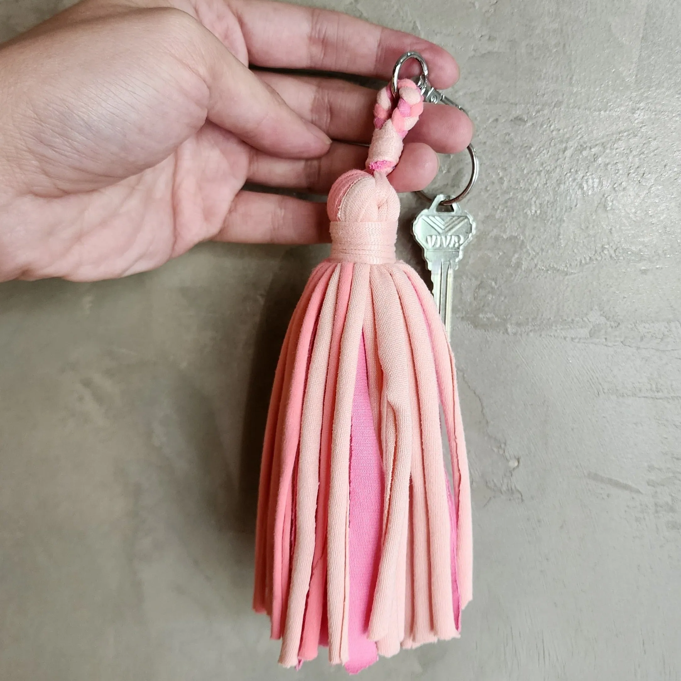 Alpas Tassel keychain