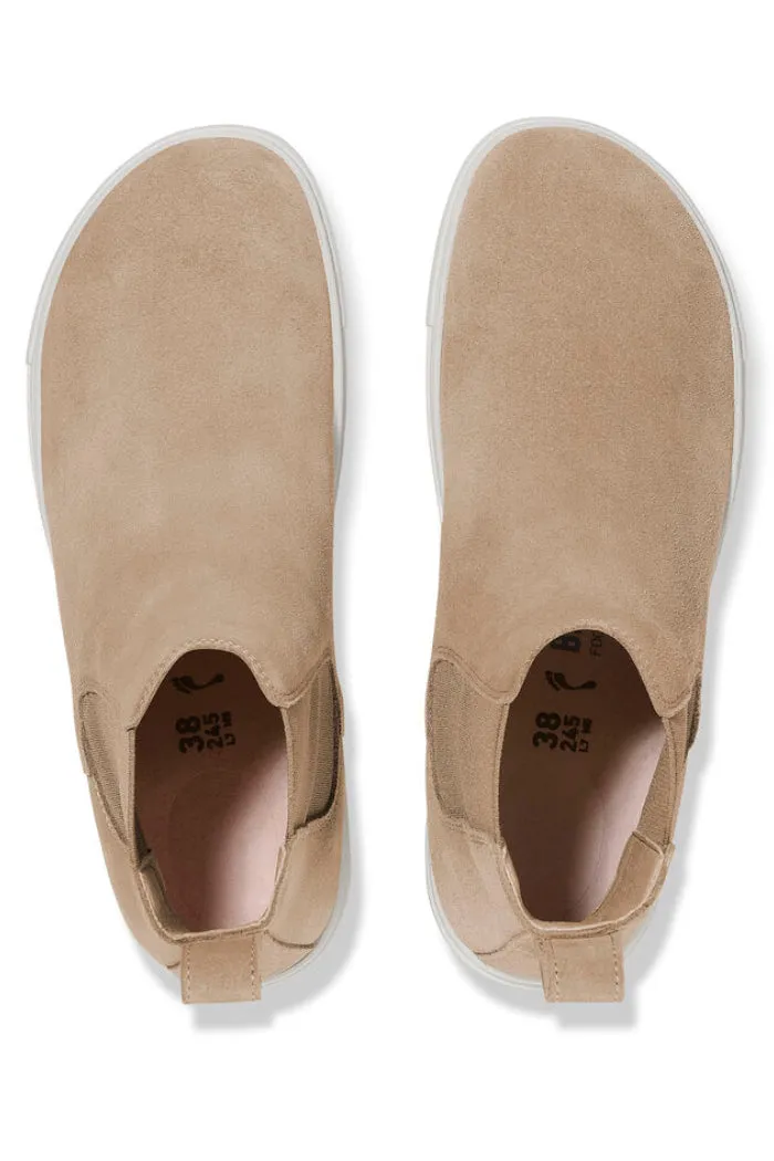Bend Chelsea Narrow Width in Taupe