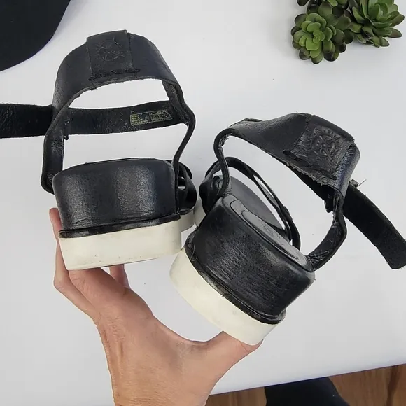 Bussola Poppy Cloud Leather Ankle Strap Sandals