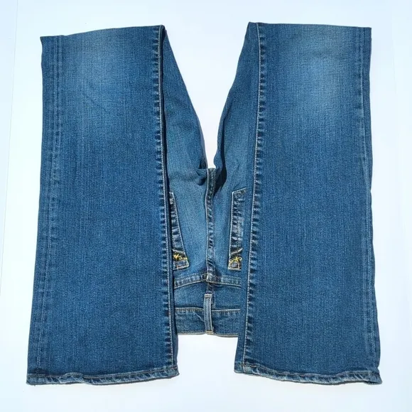 Chip &amp; Pepper Gilhart Medium Wash Low Rise Fit &amp; Flare Bootcut Jeans Size 28