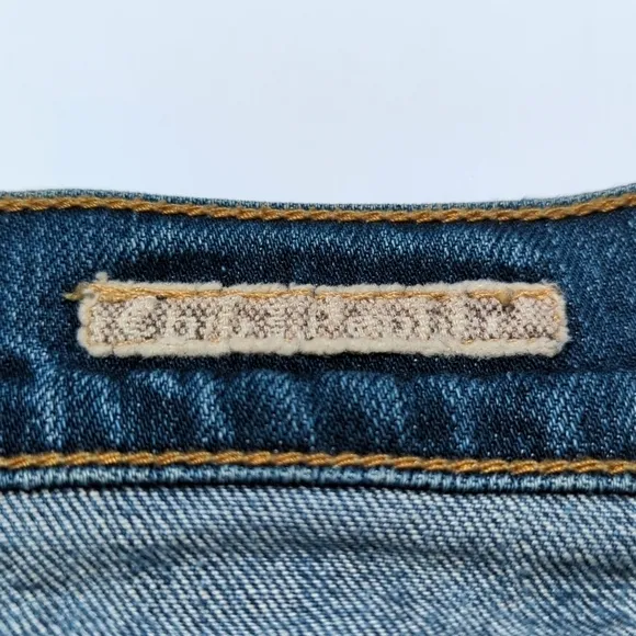 Chip &amp; Pepper Gilhart Medium Wash Low Rise Fit &amp; Flare Bootcut Jeans Size 28