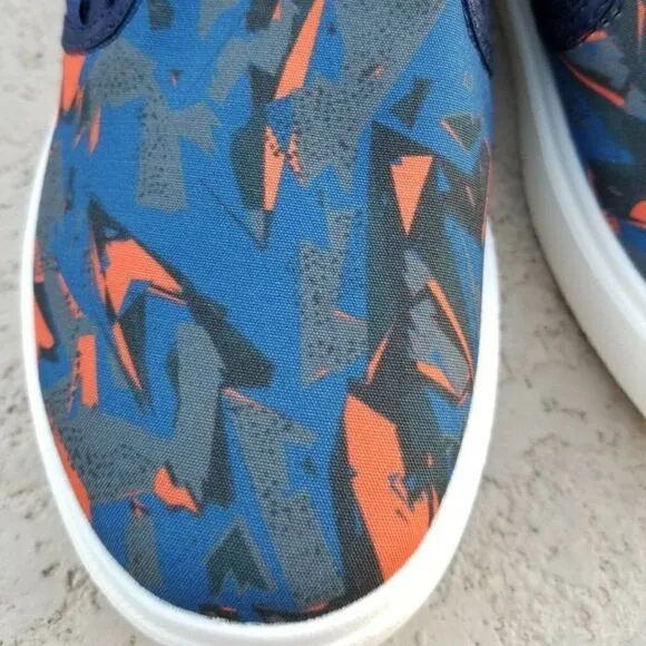 CROCS Citilane Novelty Slip-On Toddler Boys Camo Sneakers Blue/Orange Size 7 NEW