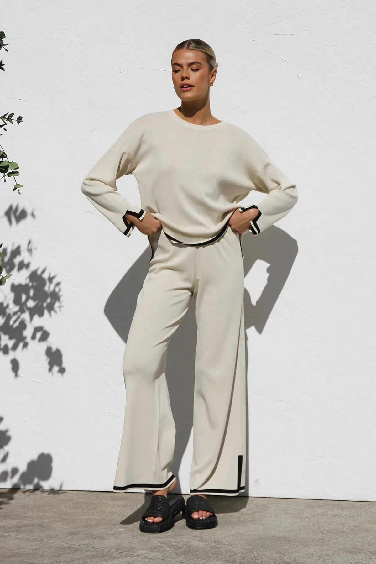 Effortless Knit Set: Relaxed Style