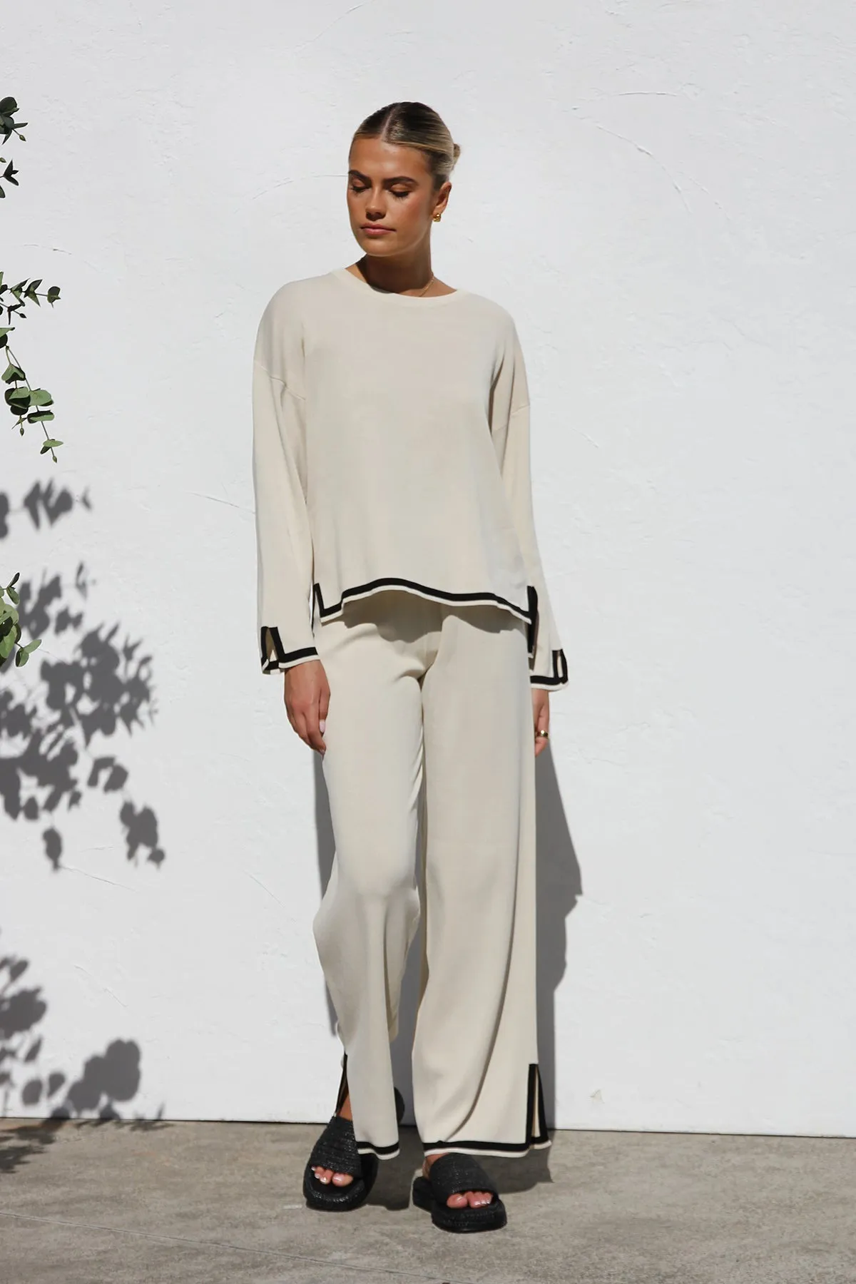 Effortless Knit Set: Relaxed Style