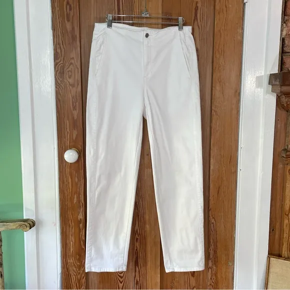 Eileen Fisher White Denim Jeans ~ Size XS