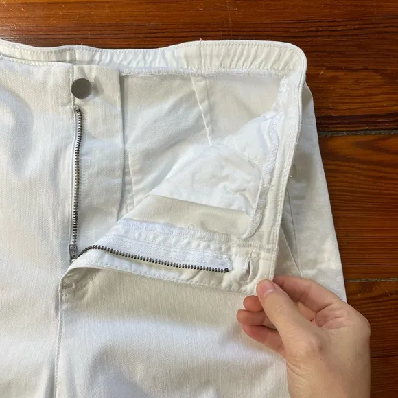 Eileen Fisher White Denim Jeans ~ Size XS