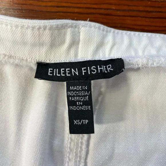 Eileen Fisher White Denim Jeans ~ Size XS