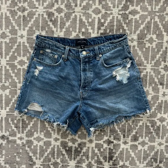EUC Lucky Brand 8/29 90s Midi High Rise Denim Jean Short Women’s Distressed