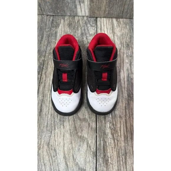 Flight Jordan Max Aura 4 Kids Toddler Sneakers Size 10C Red Black White