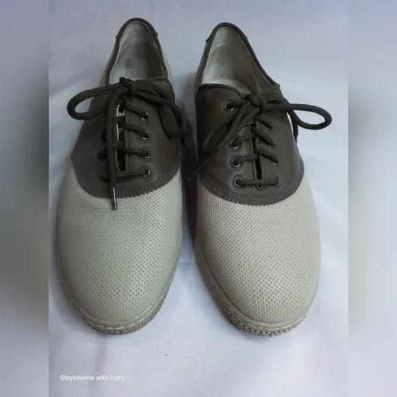 HTF Travel Fox Sneakers SADDLE SHOES Tan &amp; Brown Neutral Mens sz 10
