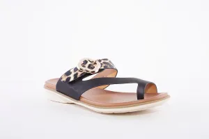 LUNAR - JLH152 Larkin Leopard Toe Loop Sandal Black