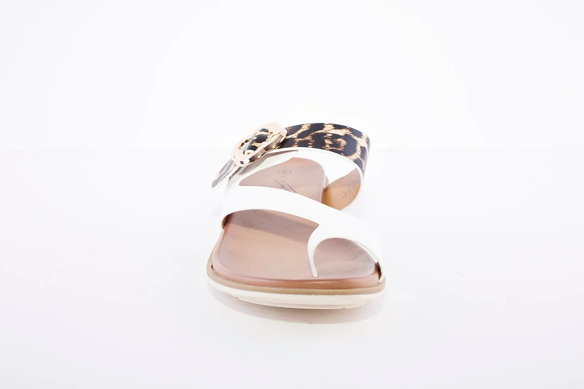 LUNAR - JLH152 Larkin Leopard Toe Loop Sandal White