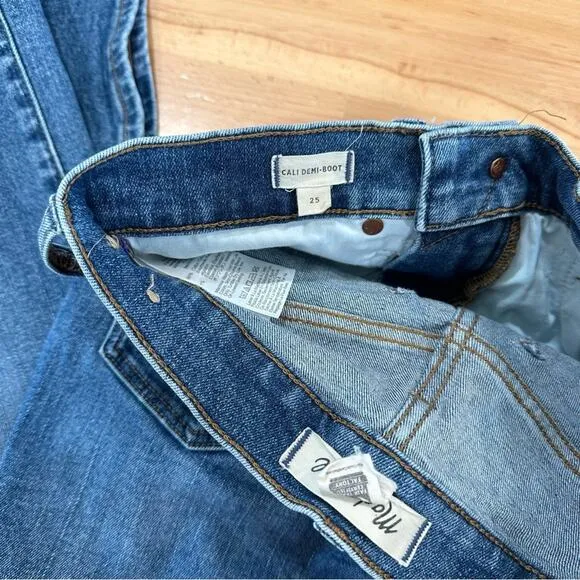 Madewell Cali Demi Boot Jeans in Glenside Wash Cropped Denim 25