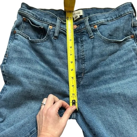 Madewell Cali Demi-Boot Jeans in Glenside Wash size 30 blue high rise crop ng351
