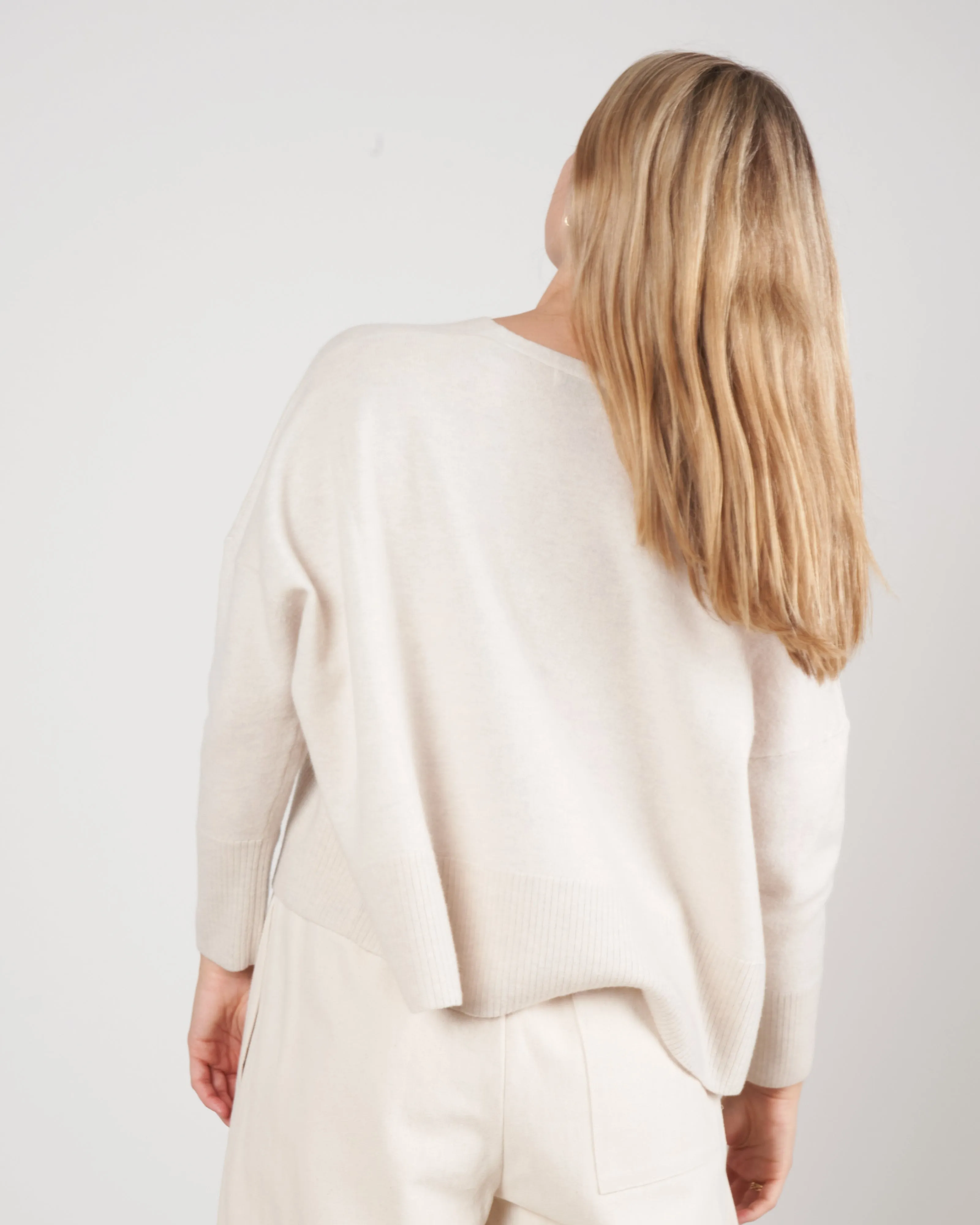 merino vneck sweater - off white
