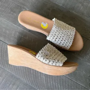 Mila Paoli Crochet Knitted Stretchy Wedge Sandals, Made in Italy, Size 9