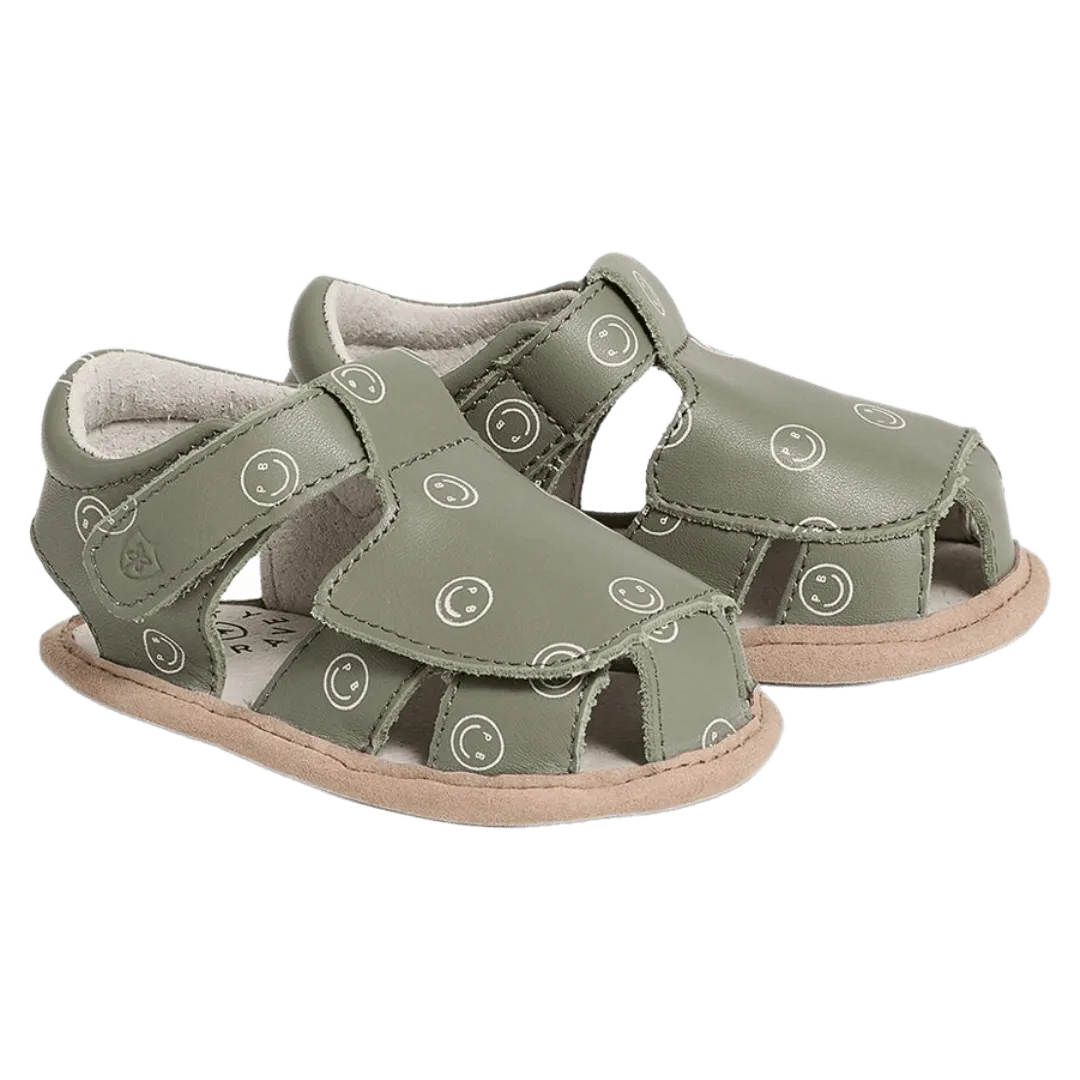 Milo - Khaki Smiley