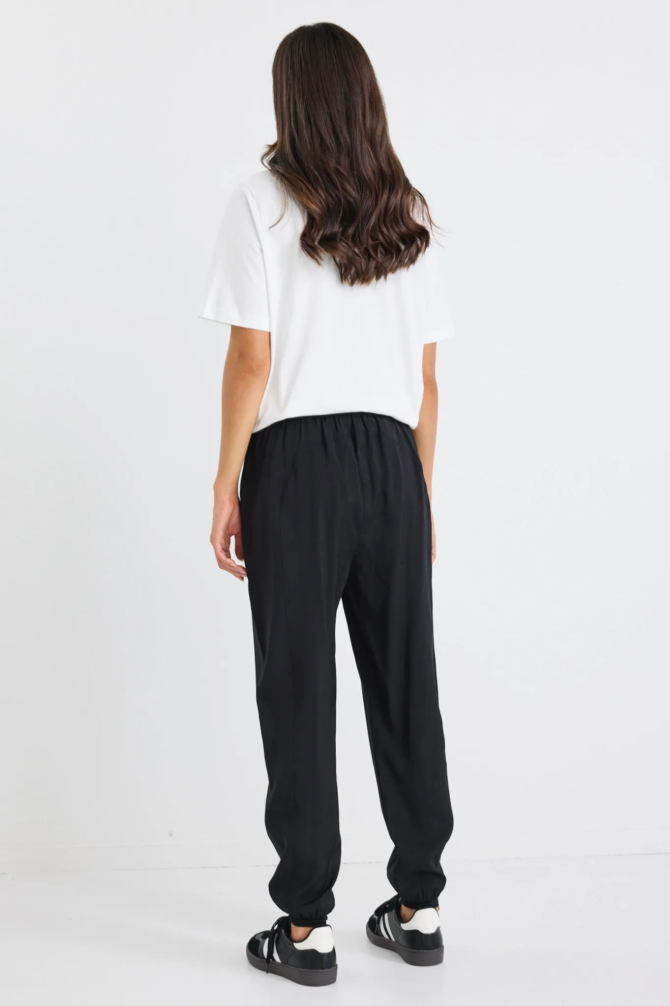 New Warrior Black Relaxed Drapey Drawstring Stretch Cuff Pant