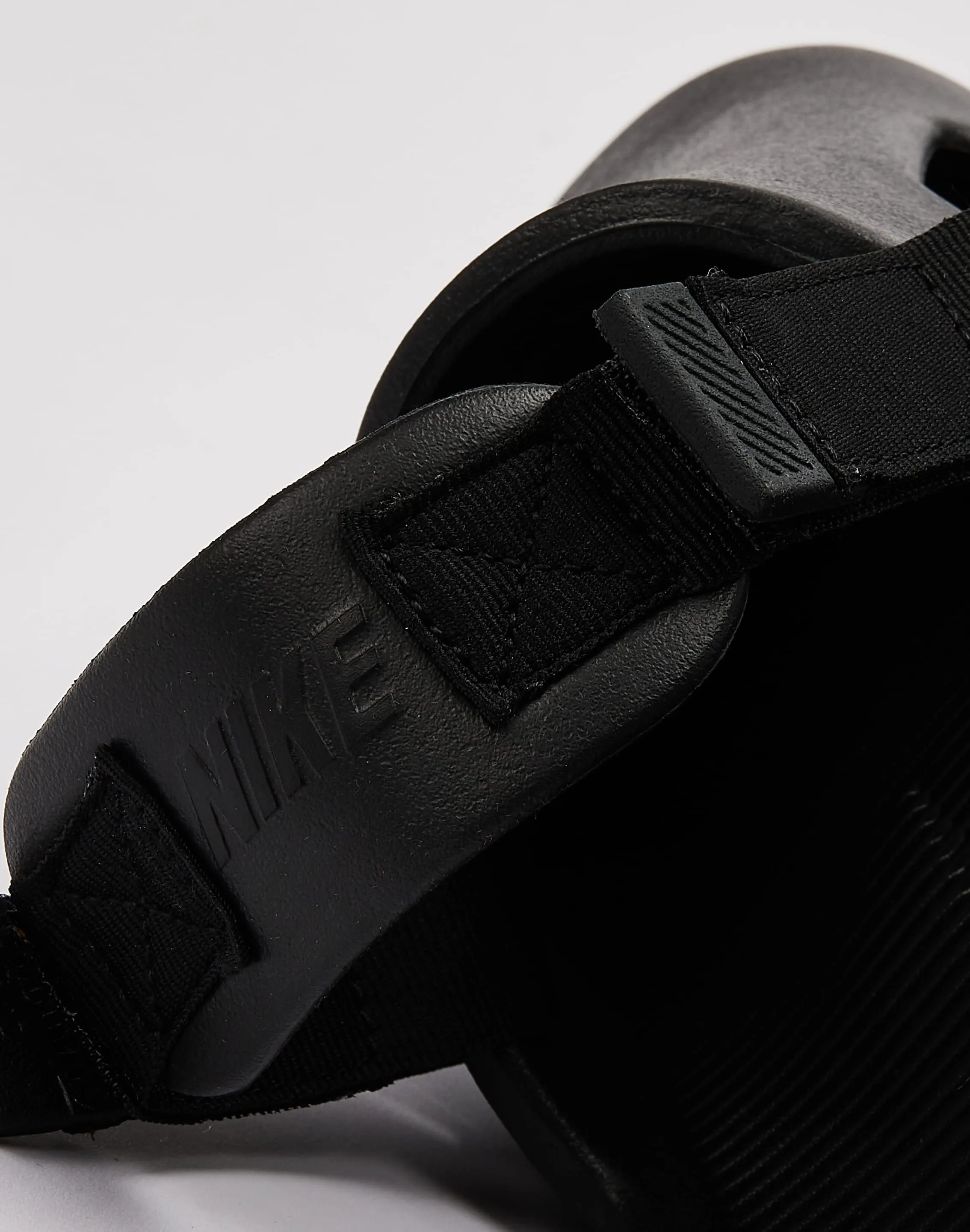 Nike Calm Mules