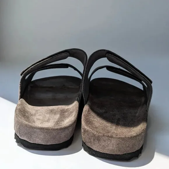NWT The Men's Store Bloomingdale's Two Strap Grey Sandals Size 8 (MSRP $145)