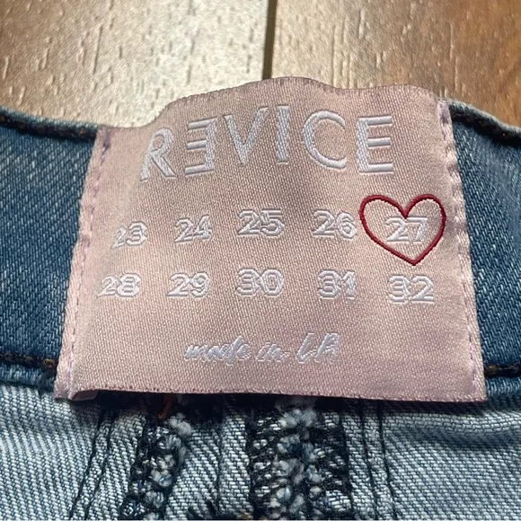 REVICE Denim Venus Cutoffs Distressed Star Shorts Size 27