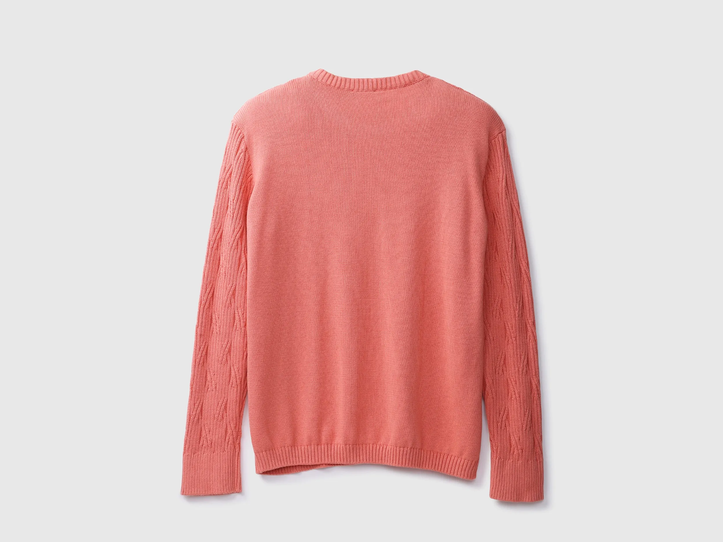 Round Neck Textured Sweater
