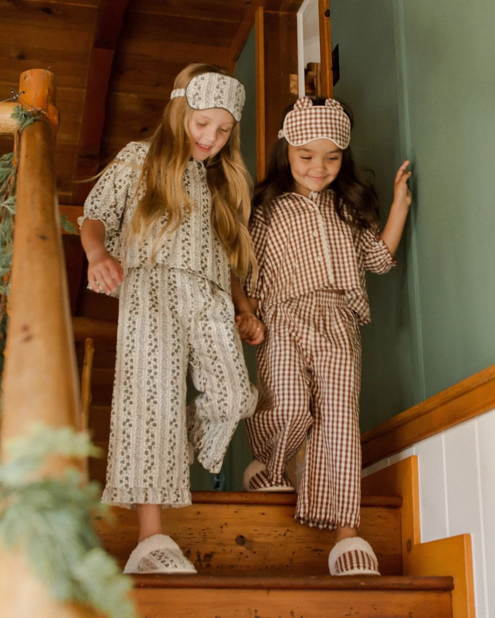 Slippers || Brick Gingham