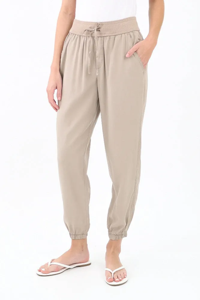 Solid Joggers -Olive