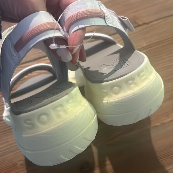 Sorel New Blitz Explorer Sandals 11