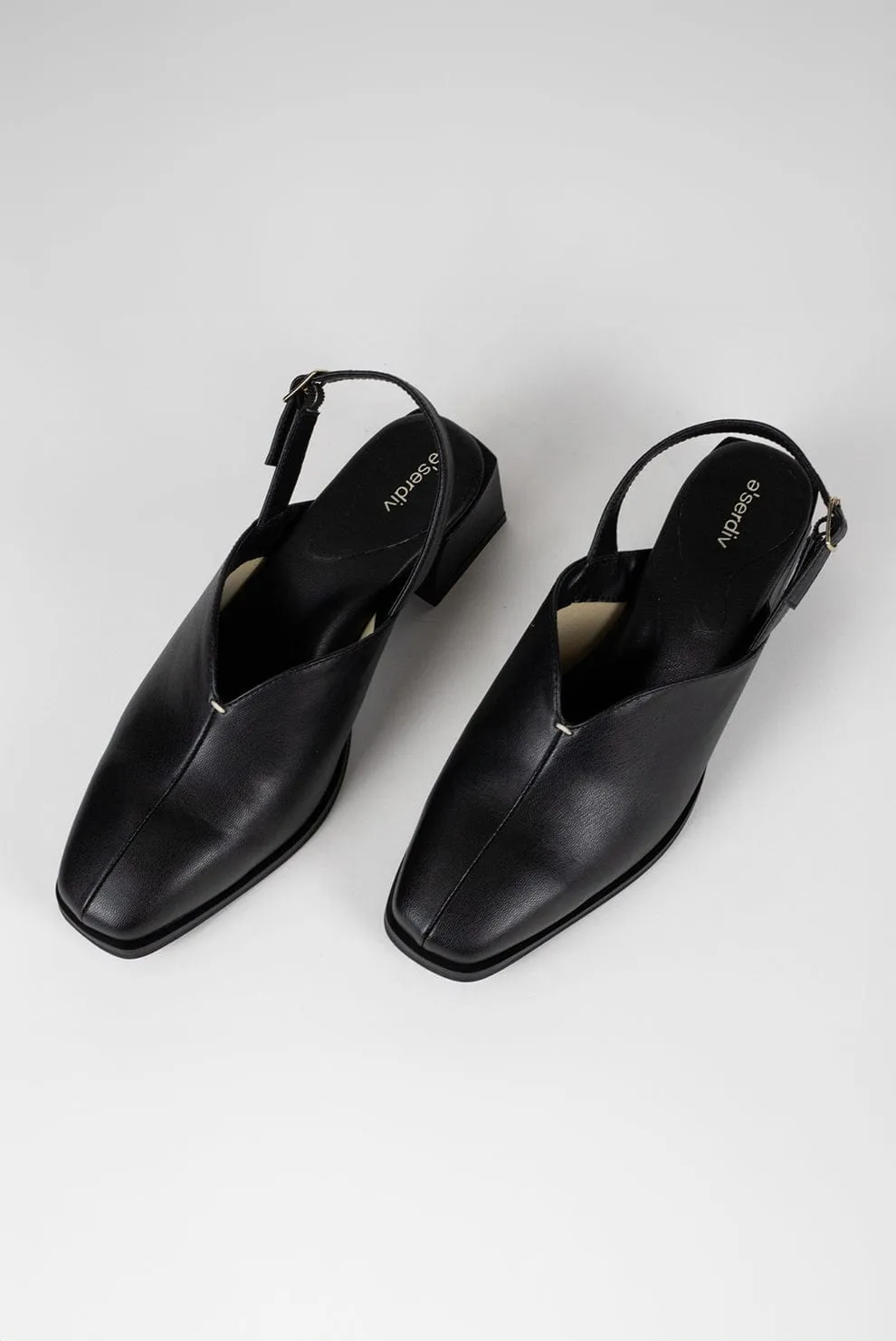 The Slingback V Vegan Apple Leather Heeled Mules | Black