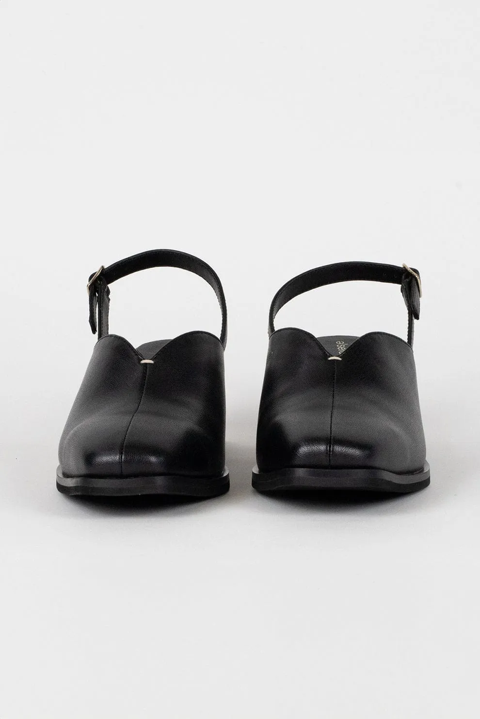 The Slingback V Vegan Apple Leather Heeled Mules | Black
