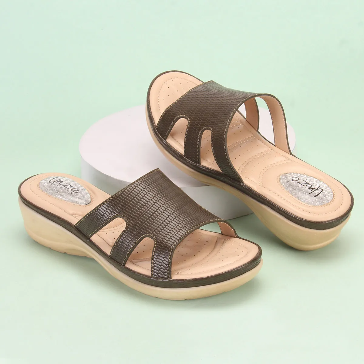 Women's "HUIX" Casual Everyday Wedge Slippers